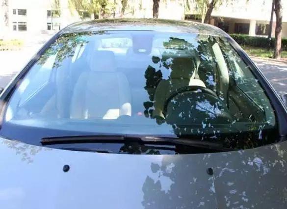 汽車常用小常識(shí)-第6張圖片-鄭州市冠恒貿(mào)易有限公司【官方網(wǎng)站】-車用潤滑油服務(wù)專家